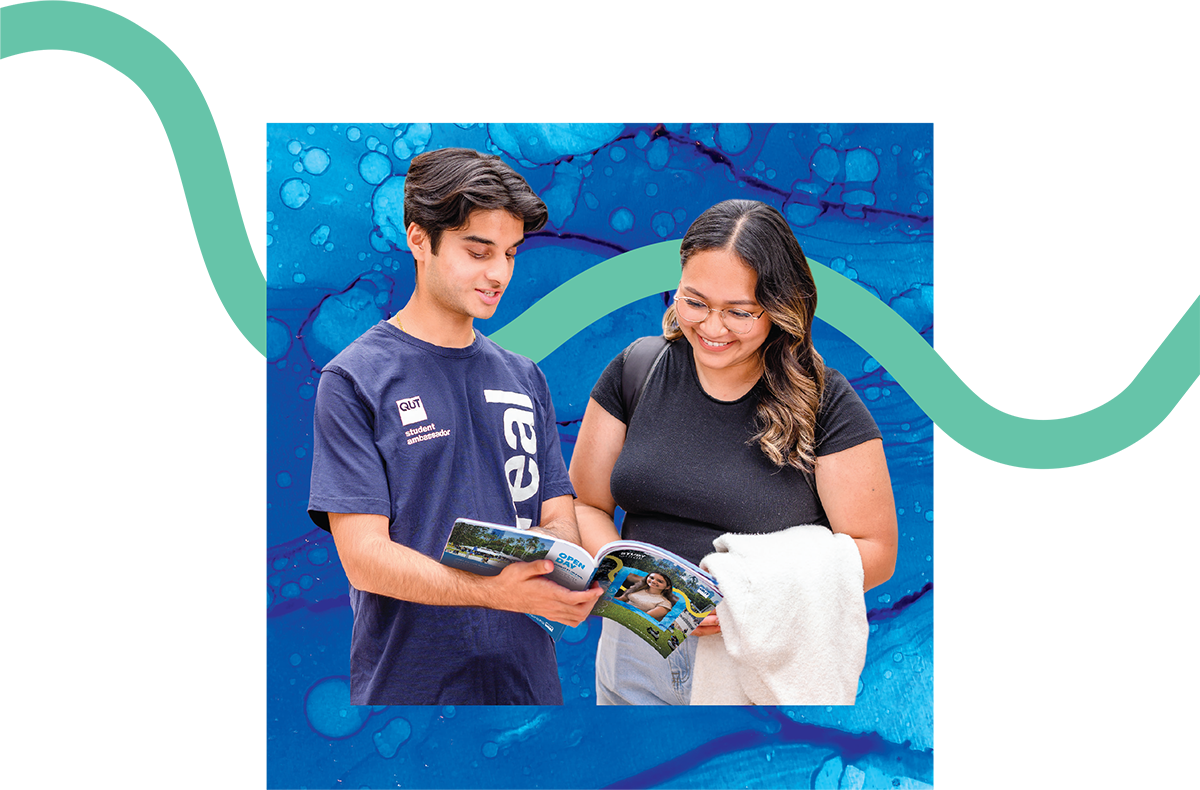 People reading openday planner booklet